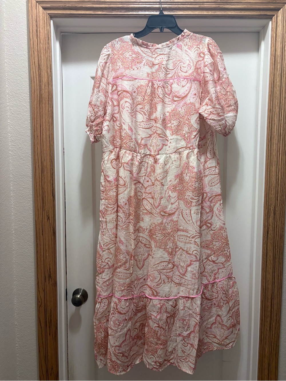 Umgee Pink Paisley Midi Dress with Puff Sleeves